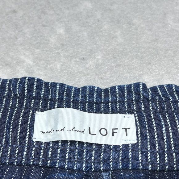 LOFT Shorts Women’s Size Medium Blue White Stripe Heavy Denim Drawstring Pocket - Picture 10 of 13